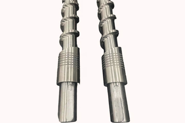 決定錐形雙孔機筒螺桿材料的關鍵因素有哪些？ 圖1