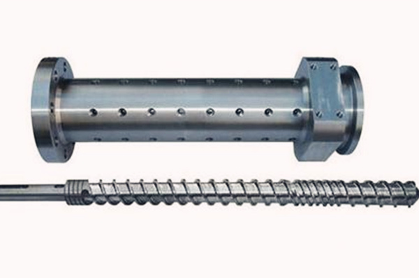 決定錐形雙孔機筒螺桿材料的關鍵因素有哪些？ 圖2